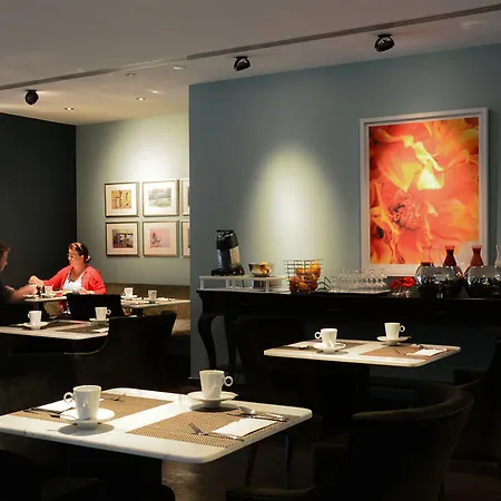 Numa Lief Apartahotel 4*